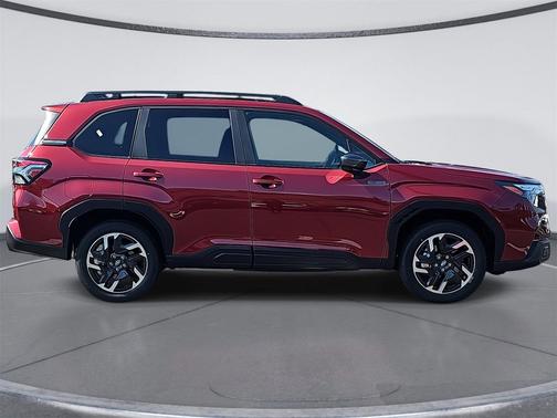 2025 Subaru Forester Hybrid Premium