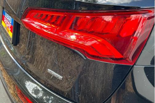 2019 Audi Q5 2.0T Prestige