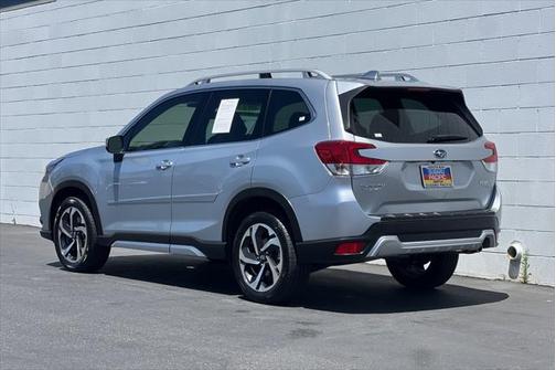2023 Subaru Forester Touring