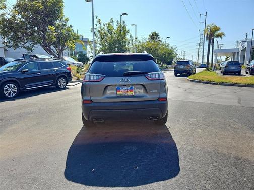 2019 Jeep Cherokee Latitude