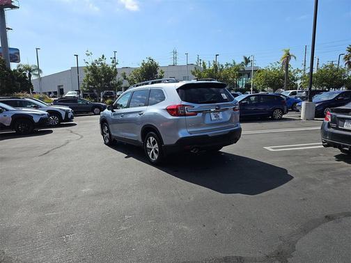 2023 Subaru Ascent Premium 8-Passenger