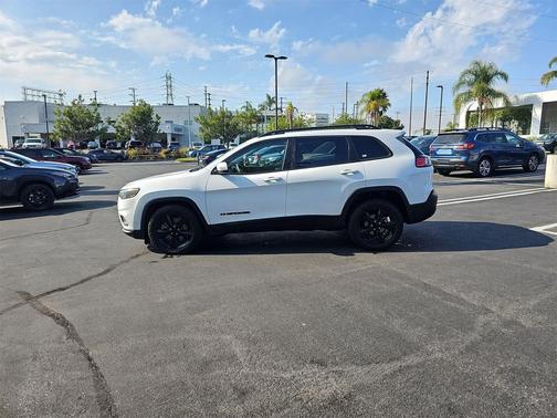 2020 Jeep Cherokee Altitude