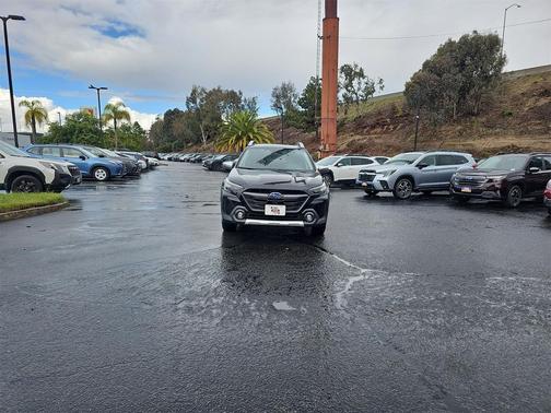 2023 Subaru Outback Touring XT
