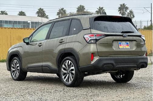 2025 Subaru Forester Touring
