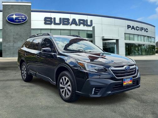 Crystal White Pearl 2022 Subaru Outback Premium