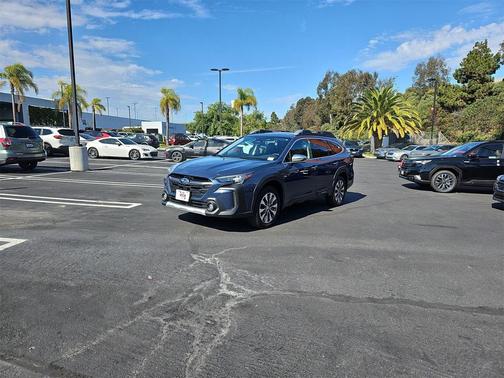 2023 Subaru Outback Touring XT