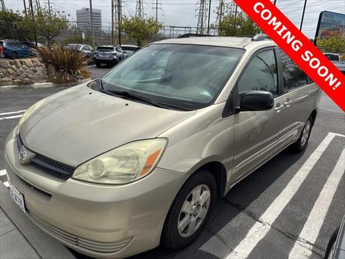 2004 Toyota Sienna LE