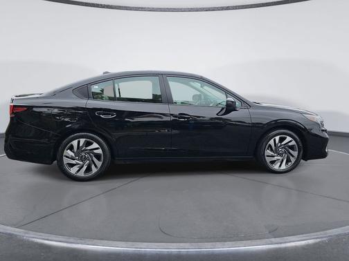 Crystal Black Silica 2024 Subaru Legacy Limited