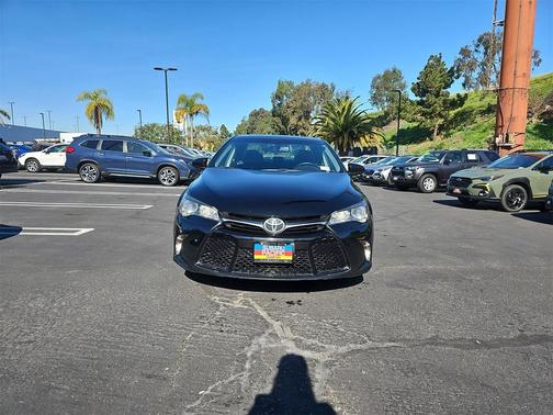 2016 Toyota Camry SE