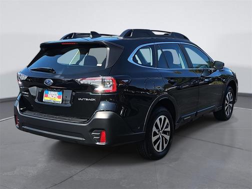 2021 Subaru Outback Base