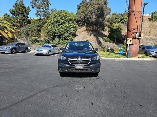 2021 Subaru Outback Base