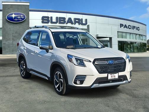 2023 Subaru Forester Touring