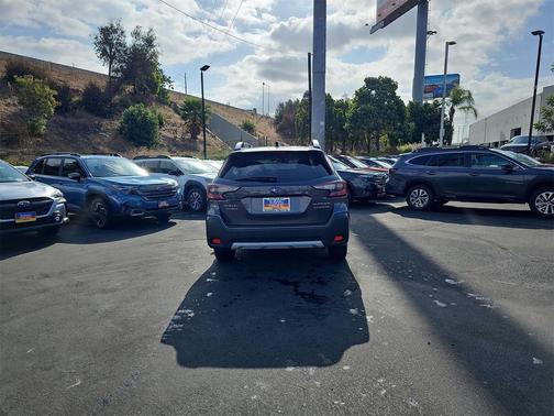 2023 Subaru Outback Touring XT