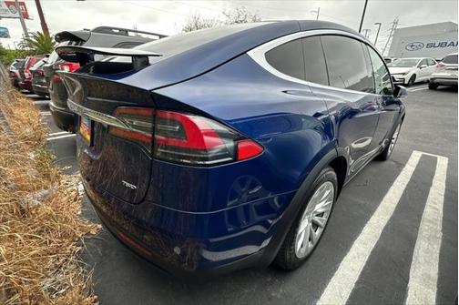 2016 Tesla Model X 75D