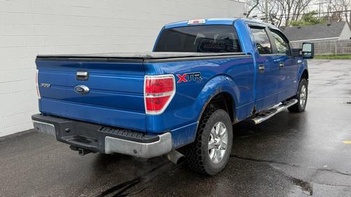 Blue 2014 Ford F-150 XLT