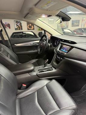 2019 Cadillac XT5 Premium Luxury