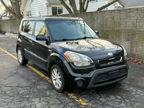 2013 Kia Soul Base