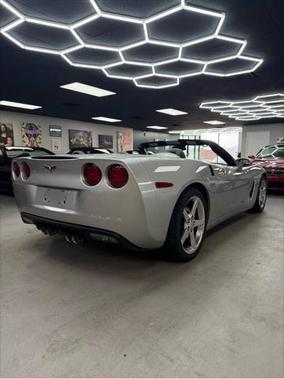 2005 Chevrolet Corvette Base