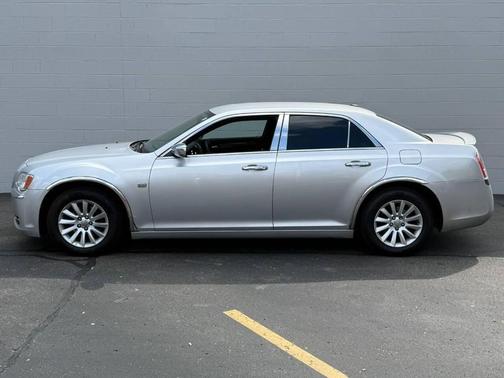 2012 Chrysler 300 Limited