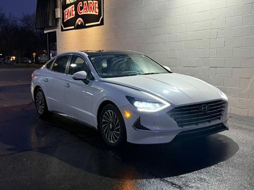 2021 Hyundai SONATA Limited 2.0T