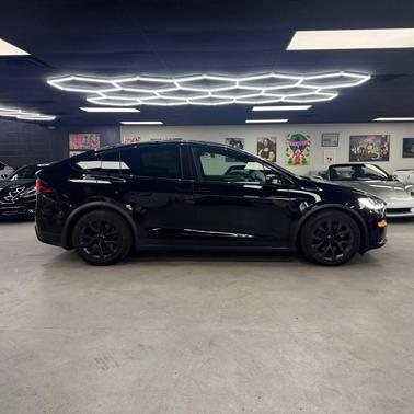 2022 Tesla Model X Plaid Tri Motor All-Wheel Drive