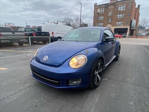 2012 Volkswagen Beetle Base