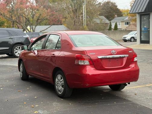 2009 Toyota Yaris S