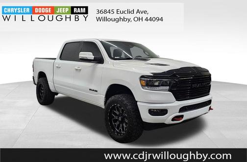 Bright White Clearcoat 2021 RAM 1500 Sport