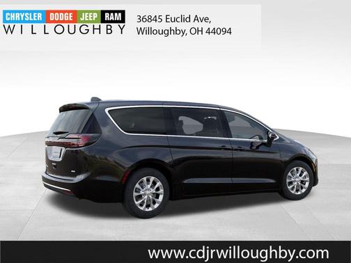 PXJ 2027 Chrysler Pacifica SELECT