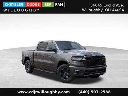 Granite Crystal Clearcoat Metallic 2026 RAM 1500 Big Horn/Lone Star