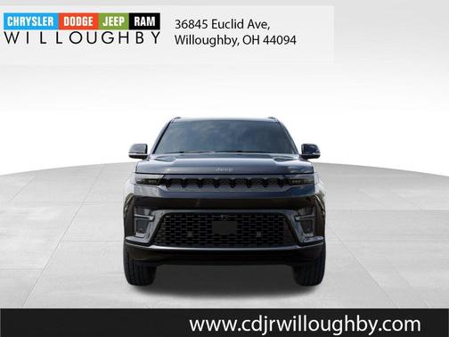 Gloss Black 2026 Jeep Grand Wagoneer Limited Reserve