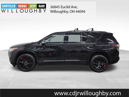 Mosaic Black Metallic 2021 Chevrolet Traverse Premier