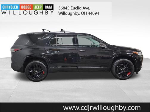 Mosaic Black Metallic 2021 Chevrolet Traverse Premier