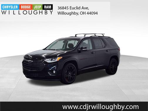 Mosaic Black Metallic 2021 Chevrolet Traverse Premier