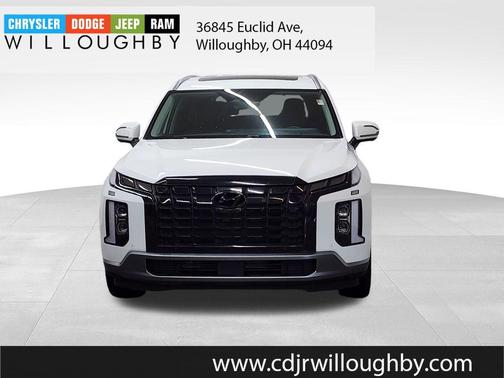 Hyper White 2023 Hyundai PALISADE Limited