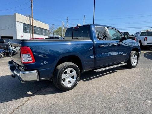 Photo 5 of 33 of 2020 RAM 1500 Big Horn