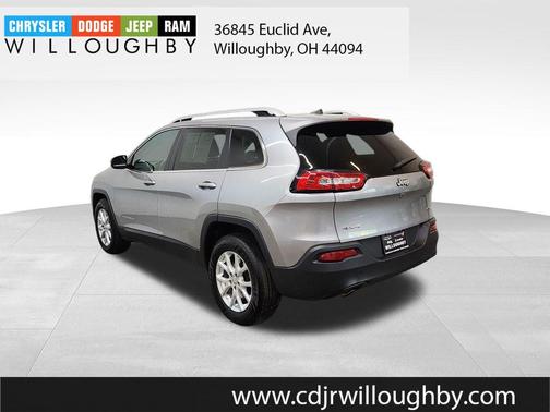 Billet Silver Metallic Clearcoat 2017 Jeep Cherokee Latitude