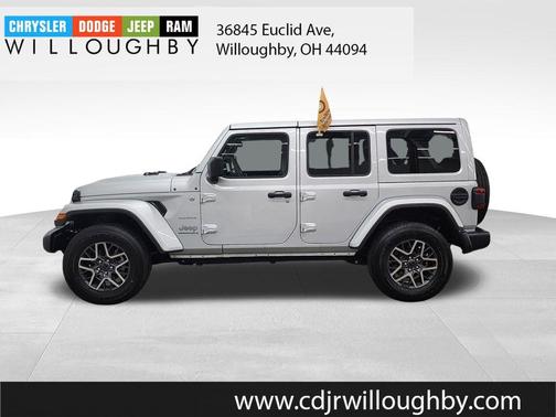 Silver Zynith Clearcoat 2024 Jeep Wrangler Sahara