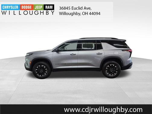 Sterling Gray Metallic 2025 Chevrolet Traverse Z71