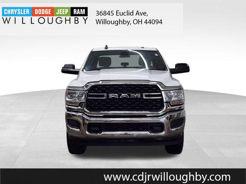 Bright White Clearcoat 2022 RAM 3500 Big Horn