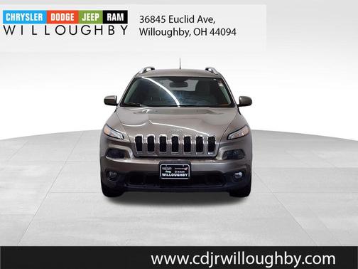 Light Brownstone Pearlcoat 2016 Jeep Cherokee Latitude