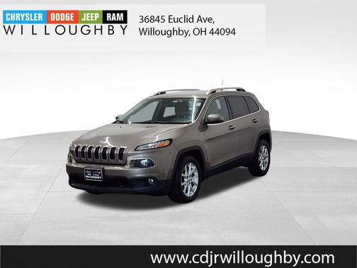 Light Brownstone Pearlcoat 2016 Jeep Cherokee Latitude