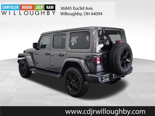 Granite Crystal Clearcoat Metallic 2021 Jeep Wrangler Unlimited Sahara Altitude