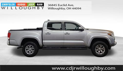 Cement 2017 Toyota Tacoma SR5