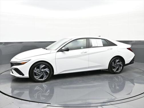 2025 Hyundai ELANTRA Sport
