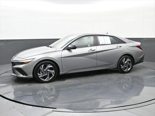 2025 Hyundai ELANTRA Sport