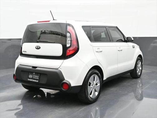2016 Kia Soul Base