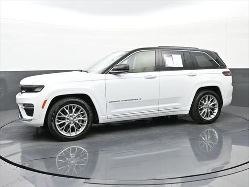 2024 Jeep Grand Cherokee Summit
