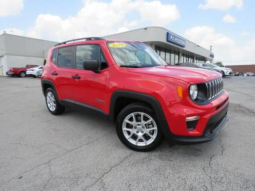 Photo 2 of 33 of 2019 Jeep Renegade Sport