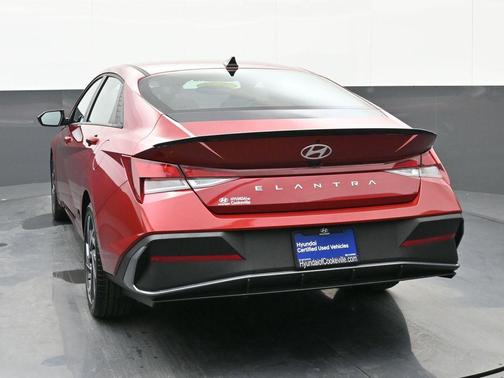 2025 Hyundai ELANTRA Sport
